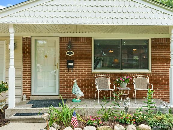 2nd image of 131 Wallace Dr