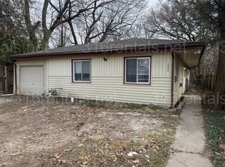 3111 E Glen Oaks Dr, Wichita, KS 67216