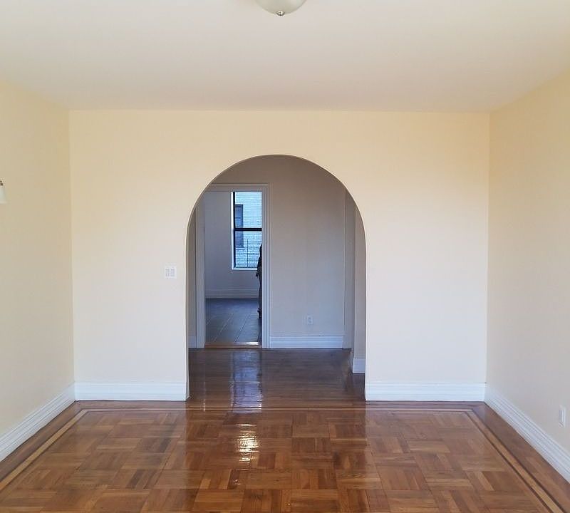 1st image of 275 Linden Blvd APT D2