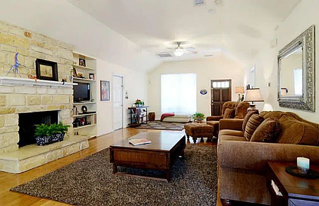 1st image of 5354 Richard Ave