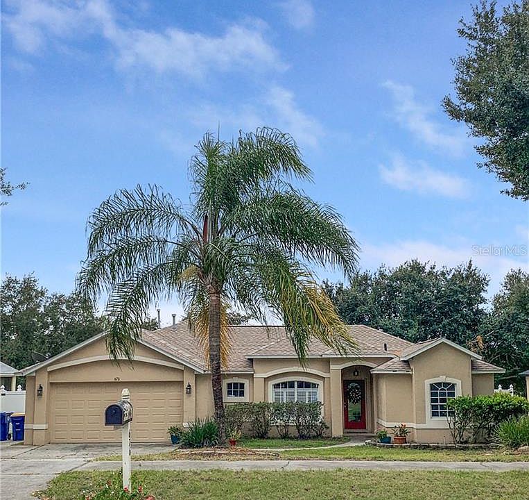 1st image of 676 Meadow Park Dr