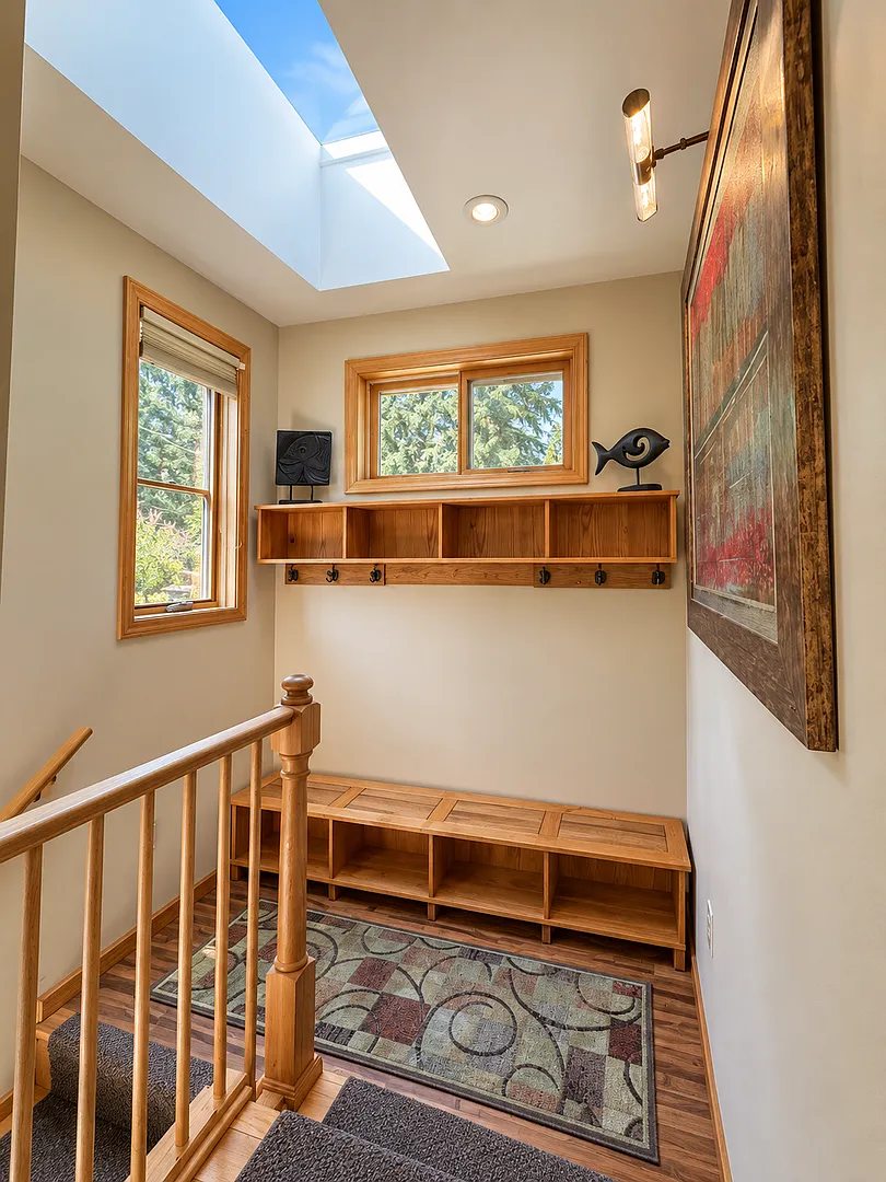 Haller Lake Carriage House - ADU — Photo 3