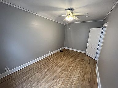 3rd image of 745 Lyon St NE #2
