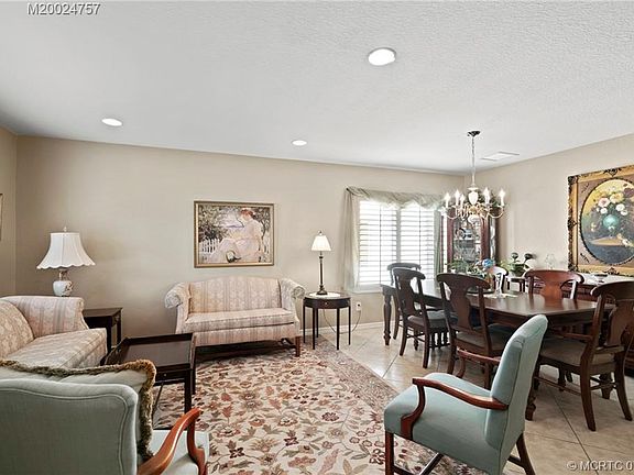 3rd image of 2134 SW Newport Isles Blvd