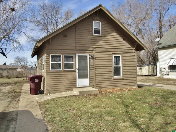 315 1st Ave, South Sioux City, NE 68776