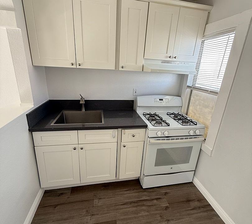 1st image of 1430 Cherry Ave APT 7