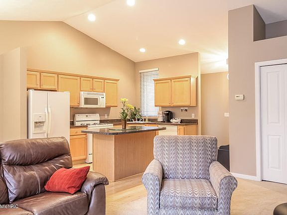 5th image of 7396 Cactus Cove Dr SW