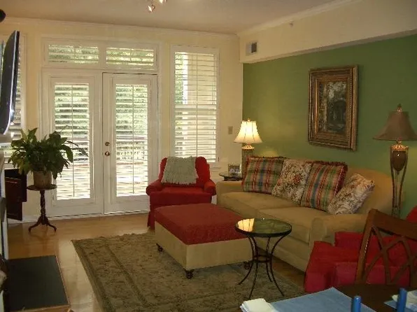 405 7th St Unit 413, Charlotte, NC 28202