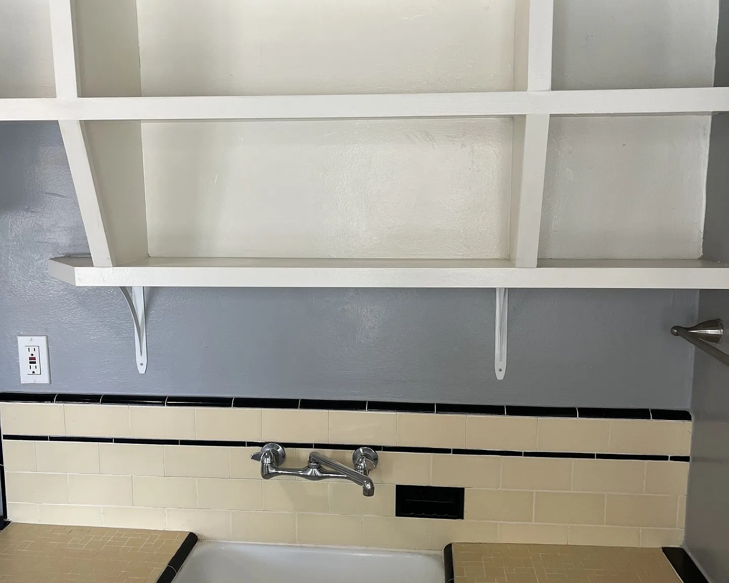 1 bed, 700 sqft, $2,600 — Photo 2