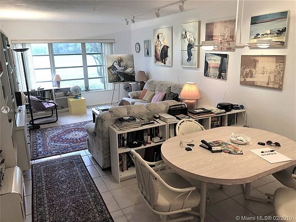 3rd image of 3100 N Palm Aire Dr APT 105
