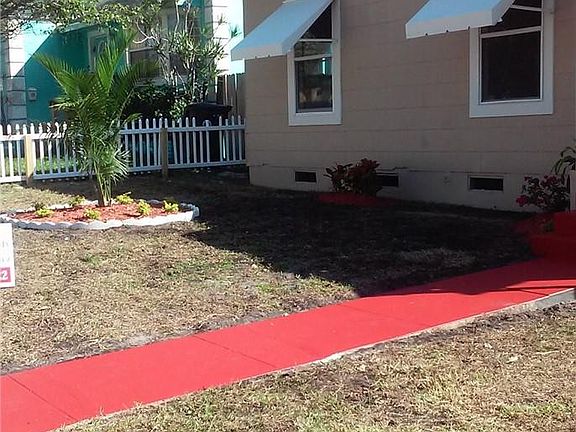 3rd image of 924 N 31st Street