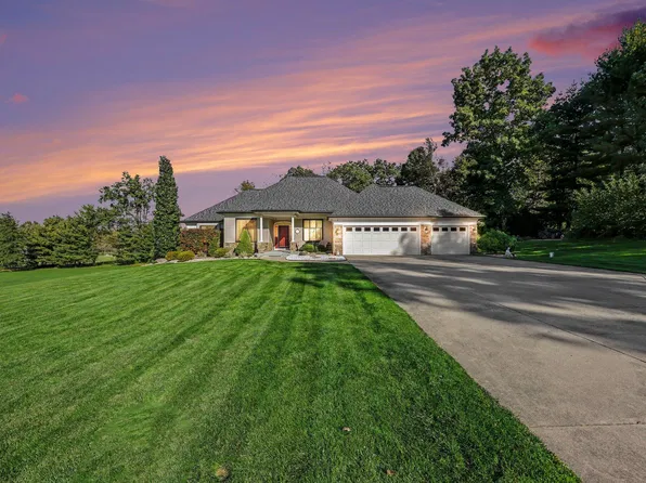 8485 Van Horne Estates Dr, Rives Junction, MI 49277