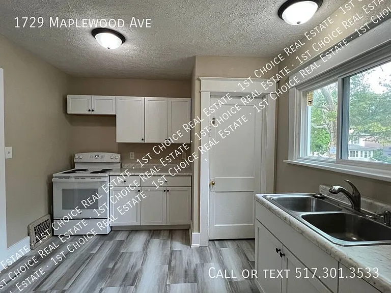 1729 Maplewood Ave — Photo 12