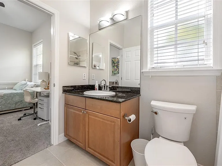 2920-2 Hansen Manor Ln — Photo 35