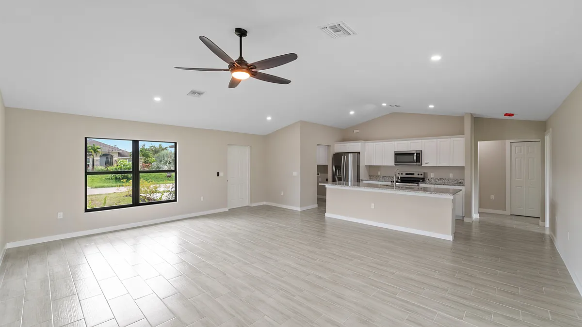 4 bed, 1667 sqft, $2,850 — Photo 4
