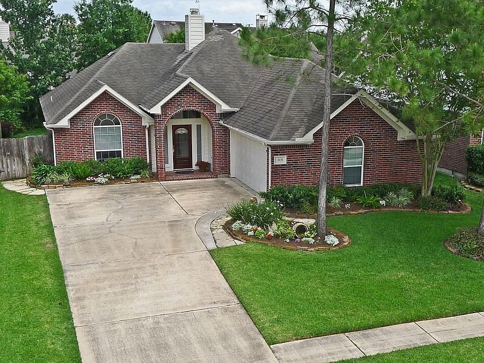 1st image of 3135 Edgewood Dr