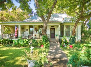 416 Broad St, Mason, TX 76856