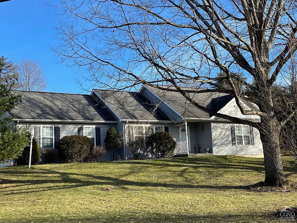1st image of 12 Wilderness Lane