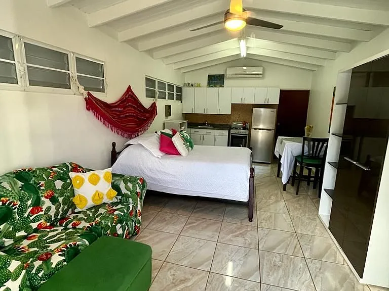 Bo Calvache Sector Valle Escondido The Captains St #The Captains Studio — Photo 3