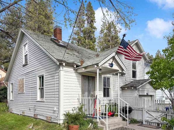 377 Oregon St, Weed, CA 96094