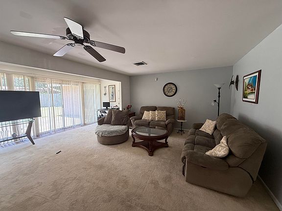 4th image of 3221 Bryan Ave