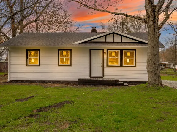 3235 Mill St, Anderson, IN 46011