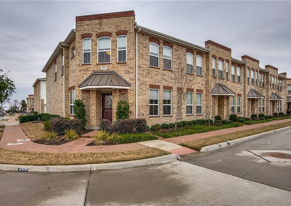1st image of 205 Lily Ln