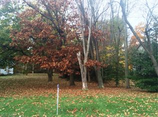 Lake Cable Ave NW, Canton, OH 44718