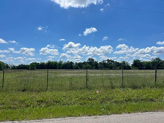 4th image of 6 1st St
