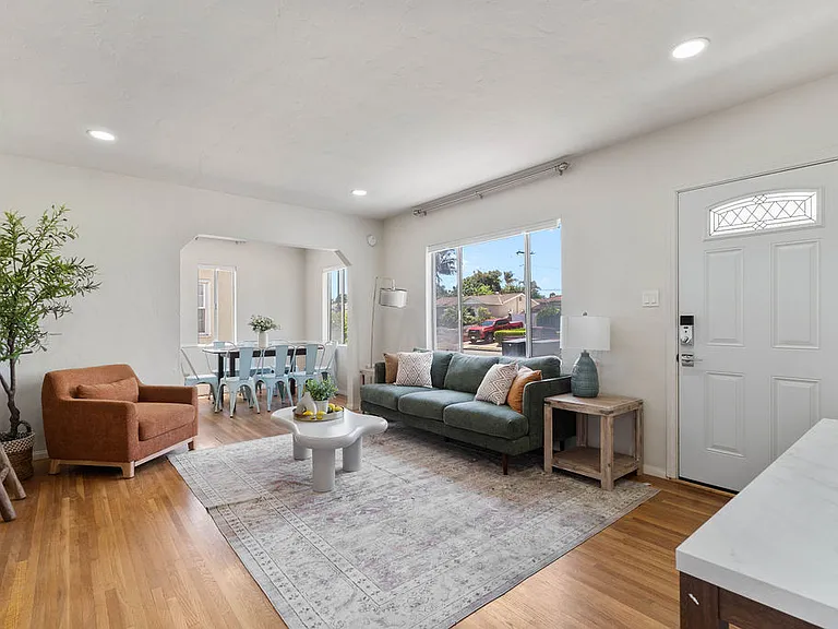 2066 Baltic Ave — Photo 20