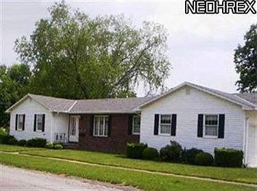 1st image of 605 W 34th St