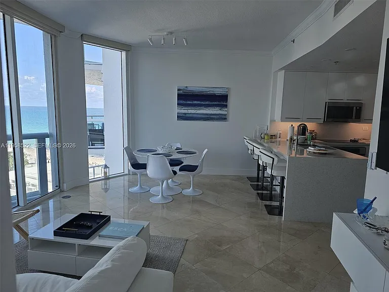 6515 Collins Ave #901 — Photo 13