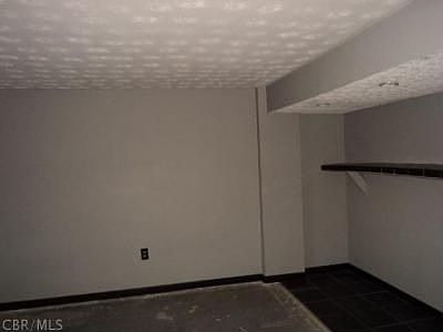 4th image of 2169 Lisa Dr