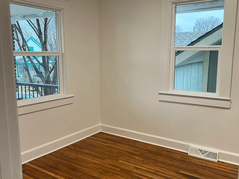 928 Homer Ave — Photo 20