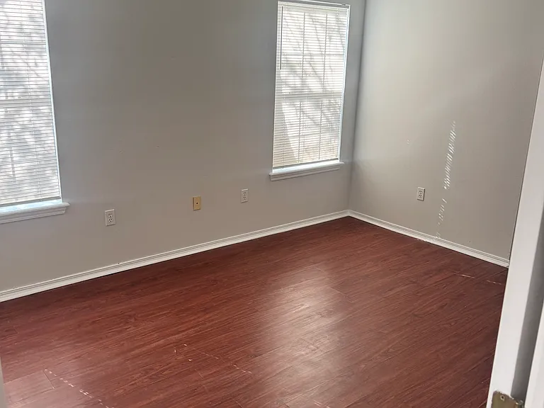 10561 Bay Tree Dr — Photo 6