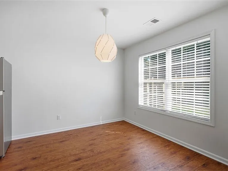 6425 White Walnut Way — Photo 10