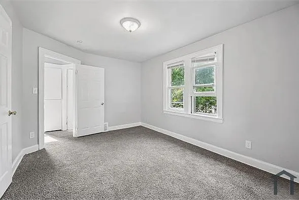 10135 Britain St — Photo 13