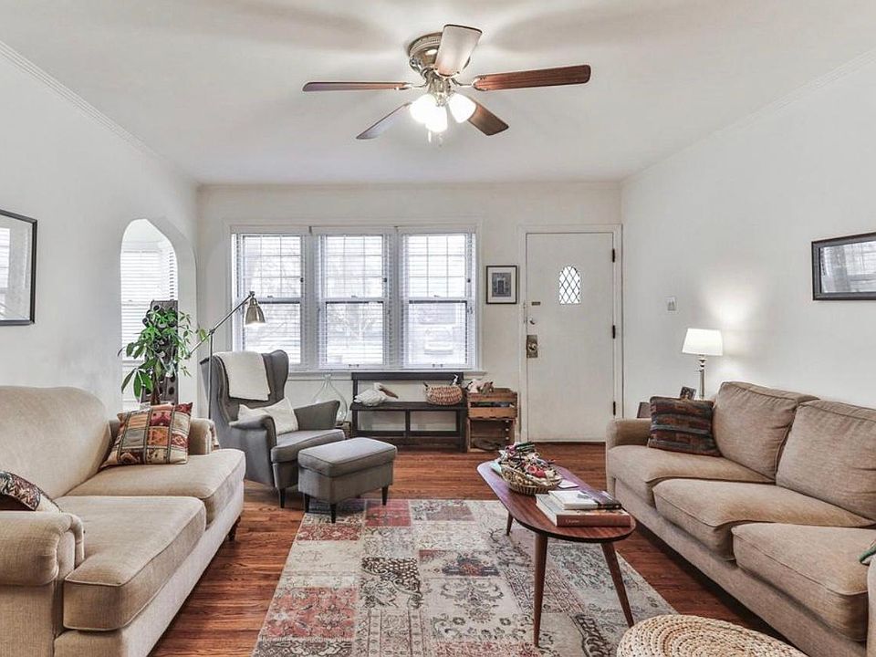 1st image of 7326 Lindell Blvd #1