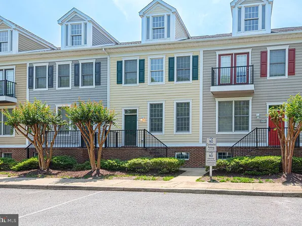 16 Village Green Dr, Ocean View, DE 19970