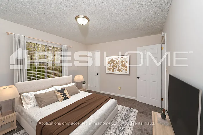 6870 Ridgewood Dr — Photo 9
