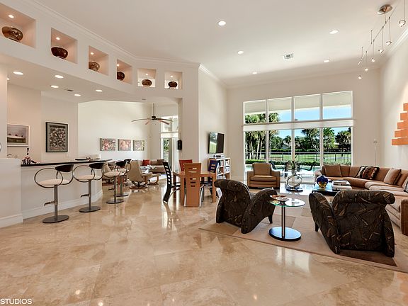 Home For Sale In Delaire