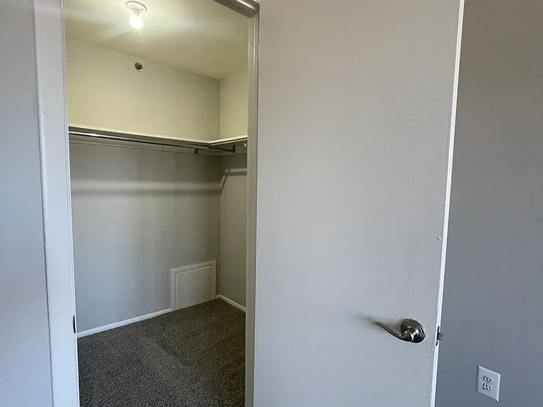 Arbor Pointe Apartments — Photo 17