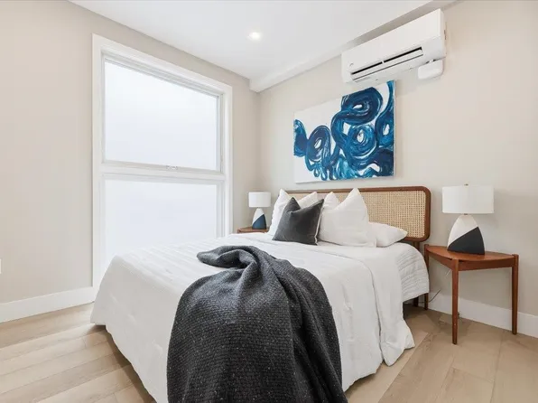 134 New York Avenue image 9 of 31