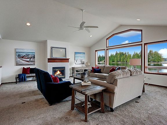 4th image of 4710 N Island Dr E