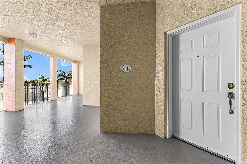 2 bed, 2.0 bath, 1223 sqft, $7,000 — Photo 3