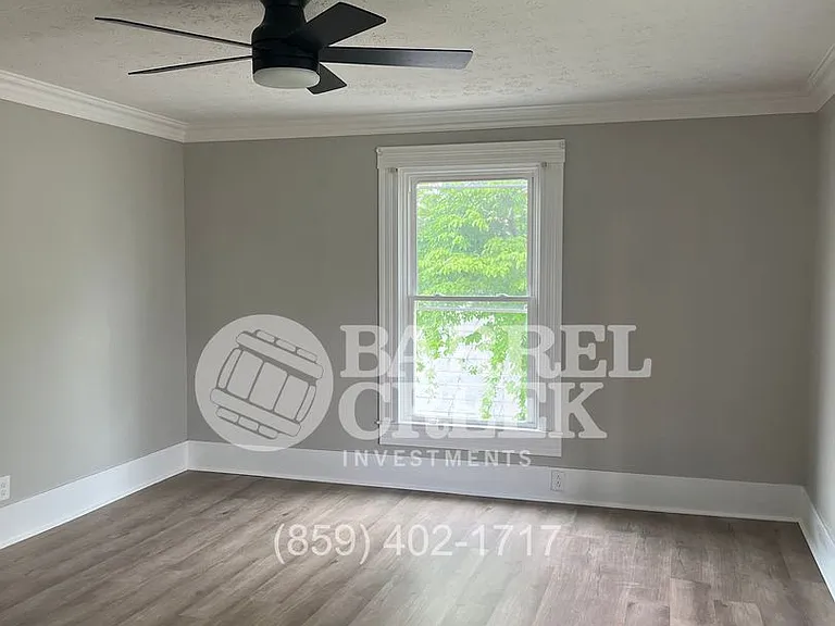 132 Nichols St — Photo 3
