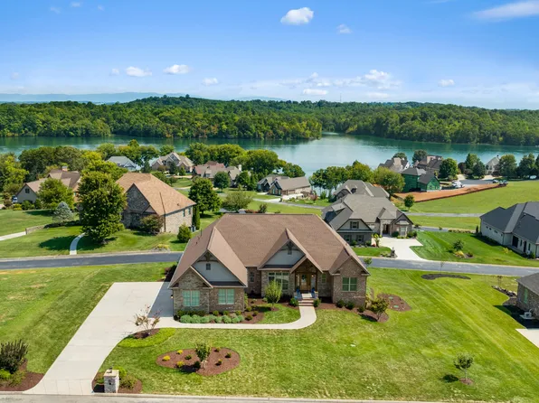 320 Watercrest Dr, Vonore, TN 37885