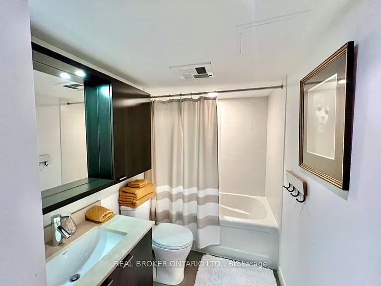 78 Tecumseth St #1112 — Photo 9