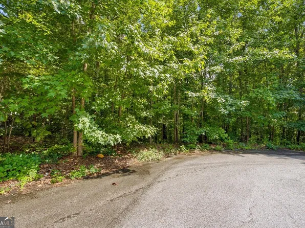 200 Gina Dr, Carrollton, GA 30116