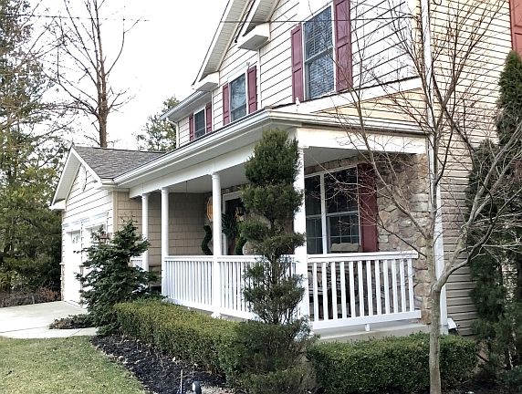 2nd image of 629 Jefferson Ave
